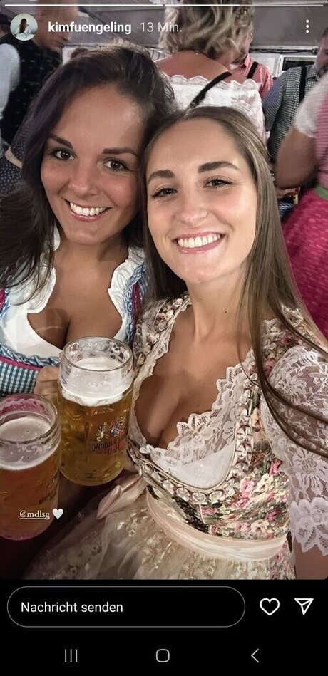 Kim F ngeling modelo desnudos galería