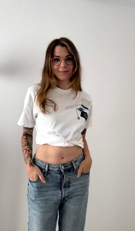 Jovlekaline modelo desnudos foto