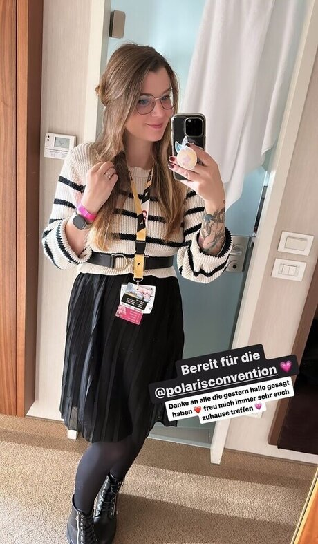 Jovlekaline desnudos de modelos galería