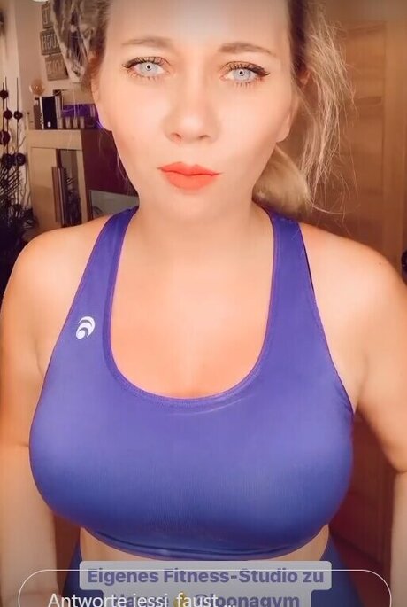 Jessi Faust actriz xxx fotos