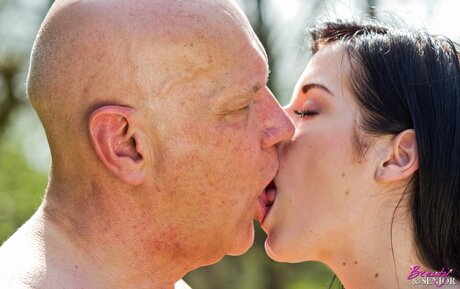 Oldje Jung und Alt desnudos estrella archivo