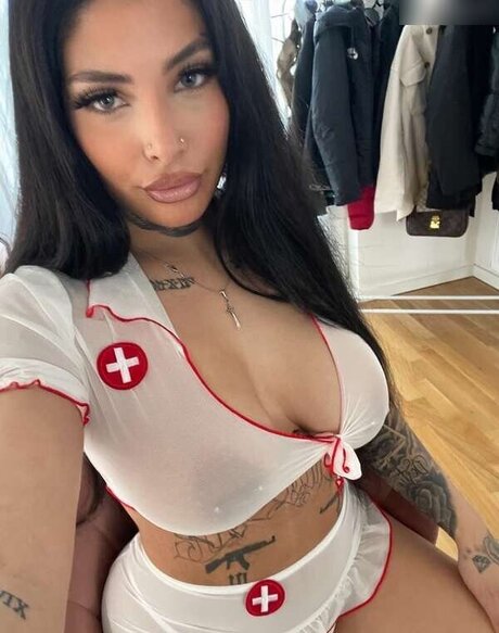 silaaabaeee nice pornstar pic