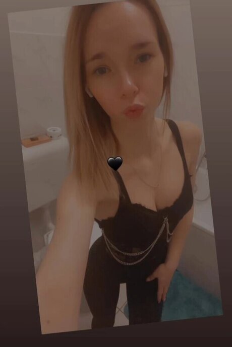 Mausistern modèle sexy photos