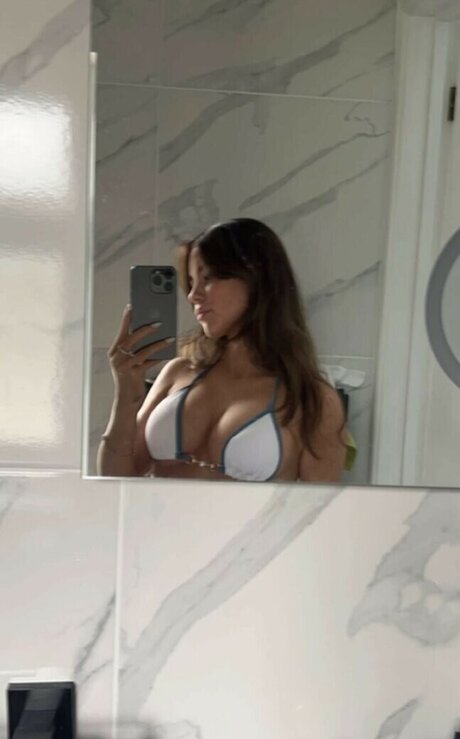 tetas grandes pov onlyfans caliente desnudo archivo