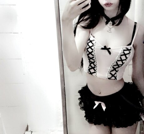 Sashad0ll modèle adulte galeries