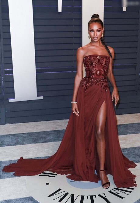 Jasmine Tookes actrice érotique archive