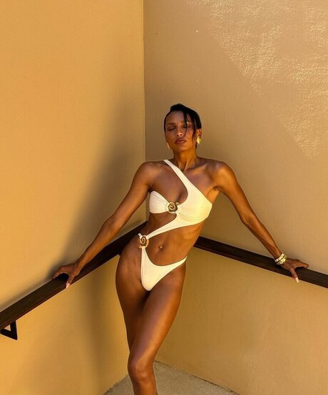 Jasmine Tookes modelo exclusivo galería