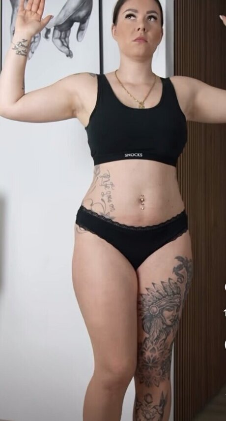 Die Meedtis modèle gratuit photos