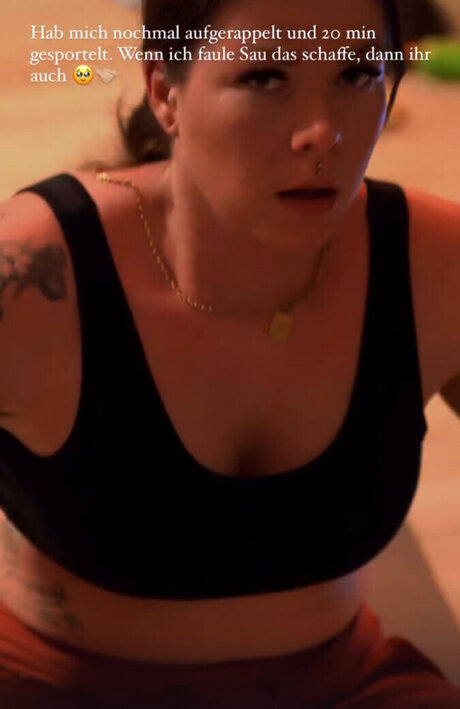 Die Meedtis star du porno adulte photos