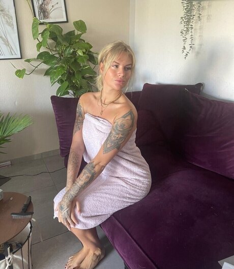 Anna Iffl nder Imagen de perfil