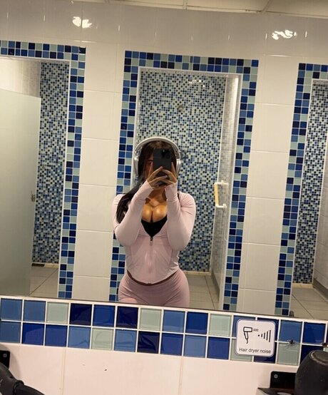 Ciara Wilmot star pornographique des photos