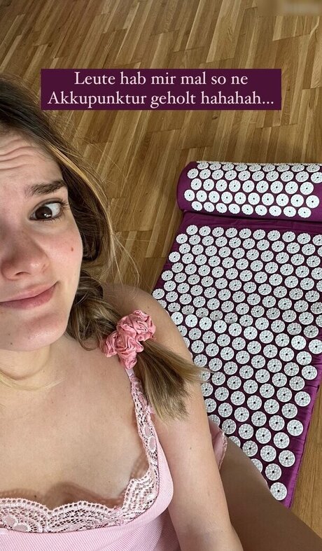 Mondwika modelo libre foto