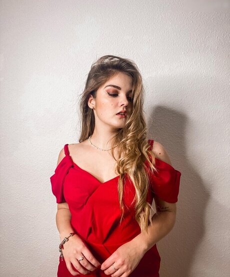 Mondwika buena actriz foto