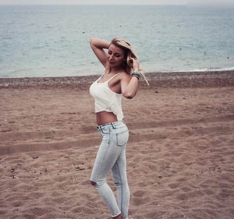 Anna Carina Woitschack estrella xxx archivo