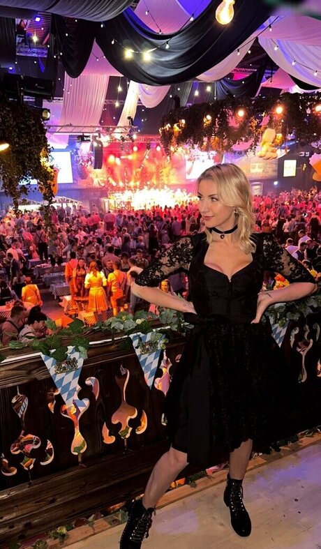 Anna Carina Woitschack actrice de sexe photos