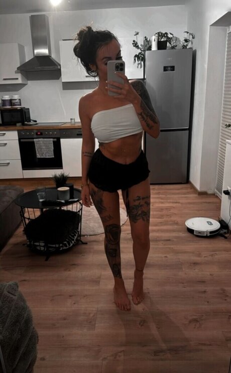 Stefaniestrm nudes actress pic