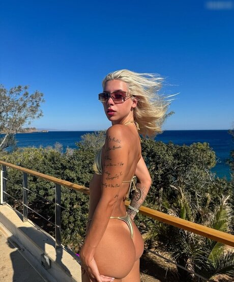 Walentina Doronina art modèle galeries