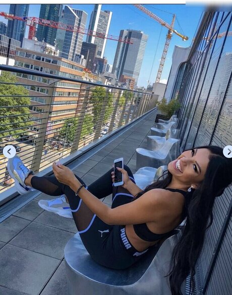 Ivana Santacruz estrella perfecta imagen