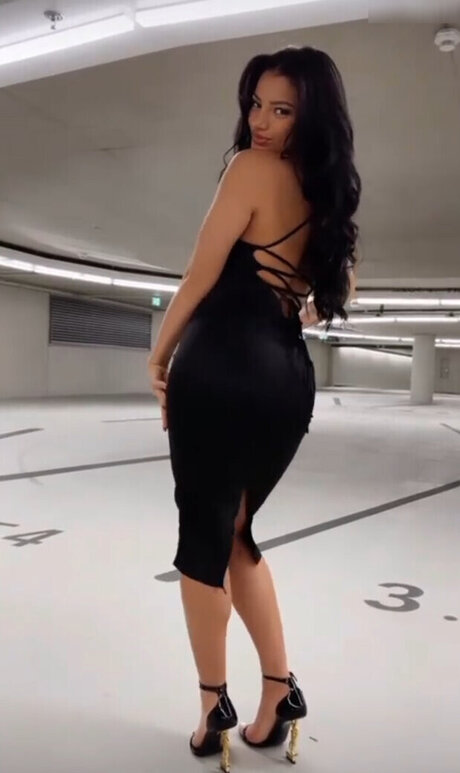 Ivana Santacruz actrice chaude galeries