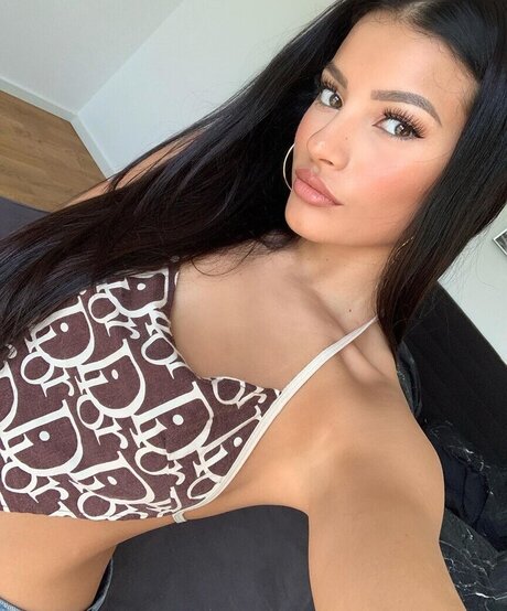 Ivana Santacruz modelo de alta definición galerías