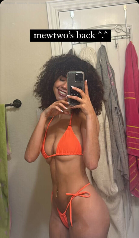 Megan Botnick naked actress img