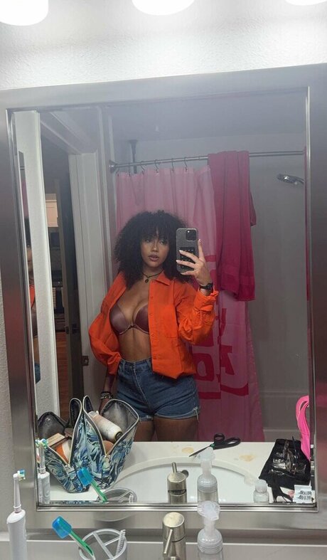 Onlyfans de estrellas adolescentes mejor alta calidad galería