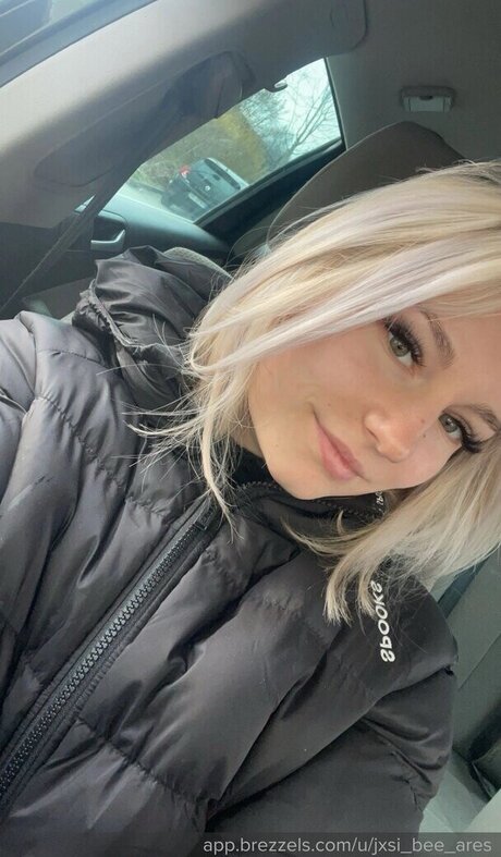 Jxsi bee ares estrella del sexo imagen