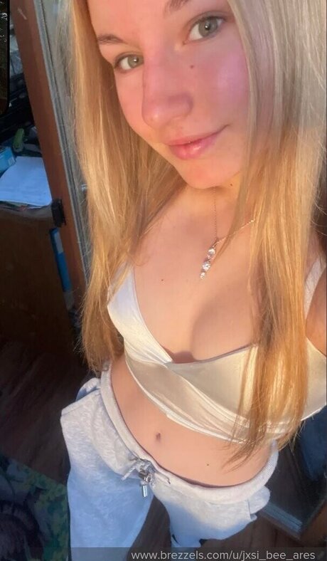 Jxsi bee ares modelo porno galerías