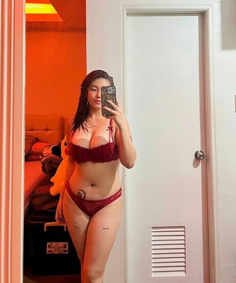 Gladys Jane Jimenez estrella desnuda galería