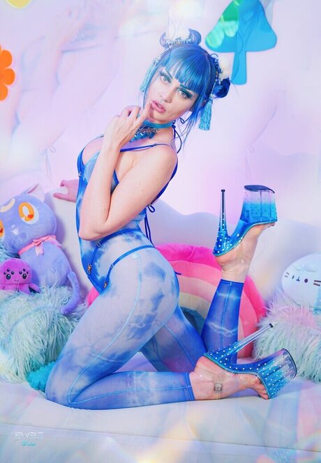 Jewelz Blu art de star du porno des photos