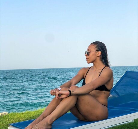 Lorrane Dos Santos star du porno chaud collection