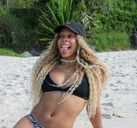 Lorrane Dos Santos estrella porno desnuda recopilación