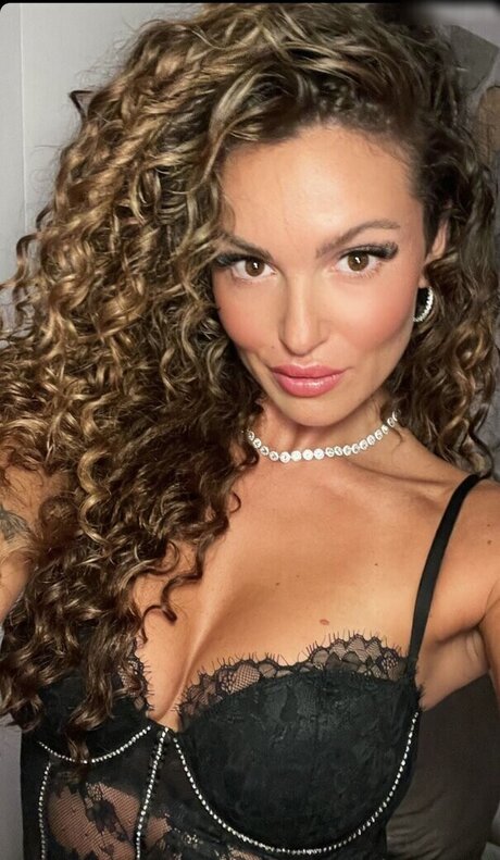 Sophie Imelmann modelo de alta calidad imágenes