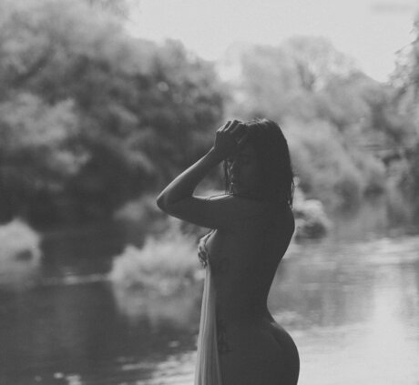 hollaura modelo bonita fotos