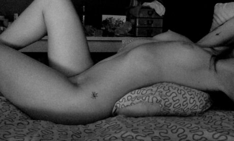 Kinkylilkitty star du porno parfaite galerie