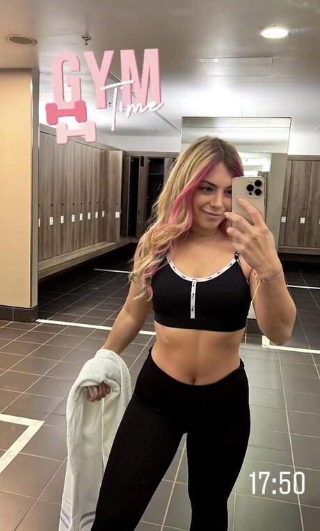 Chany Dakota estrella porno hermosa galerías