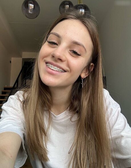 Evelina Kiss star du porno belle photo