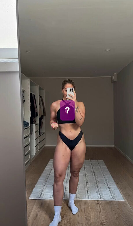 Lisa Marie Wohlmuth hd pornstar photos