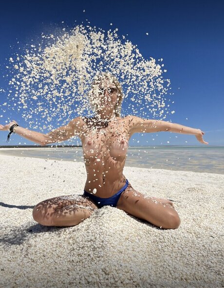 Janina Celine Jahn étoile de l'art galeries