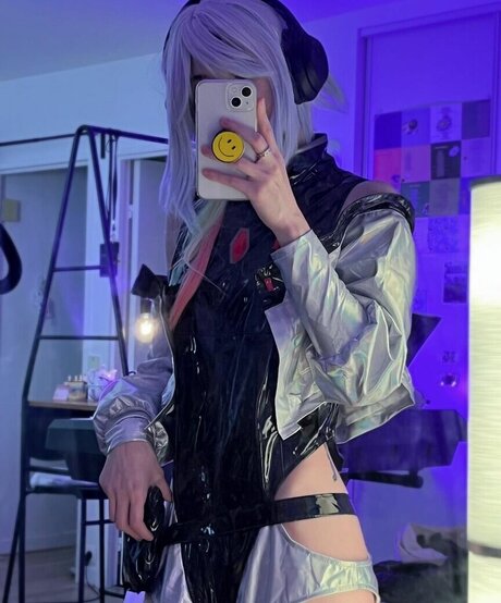 Path Wei_ model high quality picture