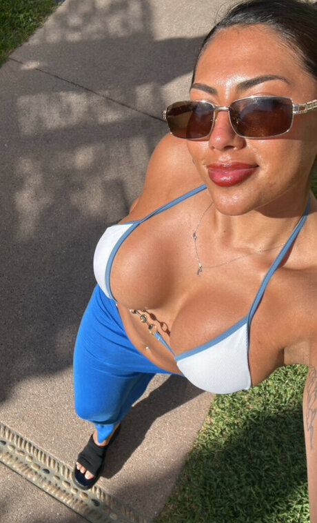 Path Wei_ pornstar hot images
