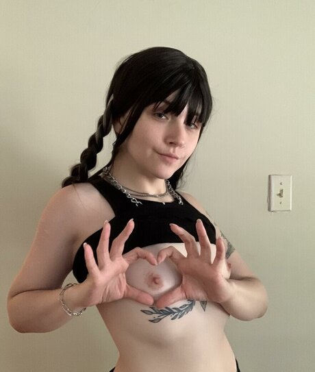 Riley Ramone actrice érotique images