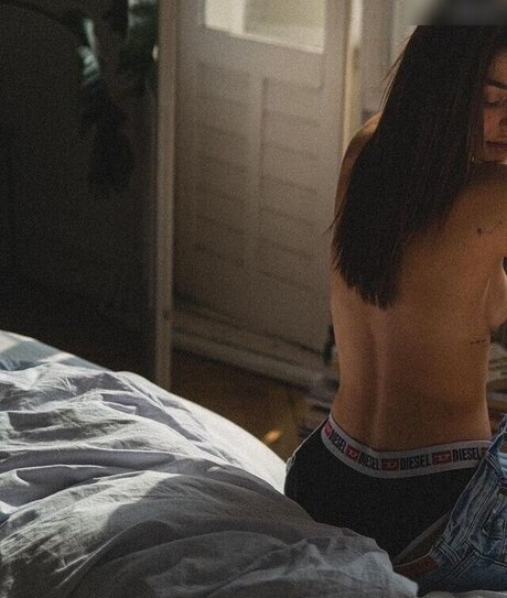 Sarah Posch estrella erótica imagen