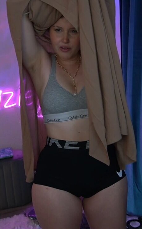 Cirizzle star du porno sympa des photos