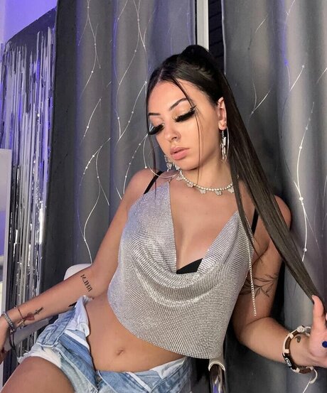 Luna Bufo actrice érotique archive