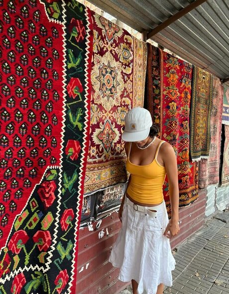 Yashankulova estrella atractiva recopilación