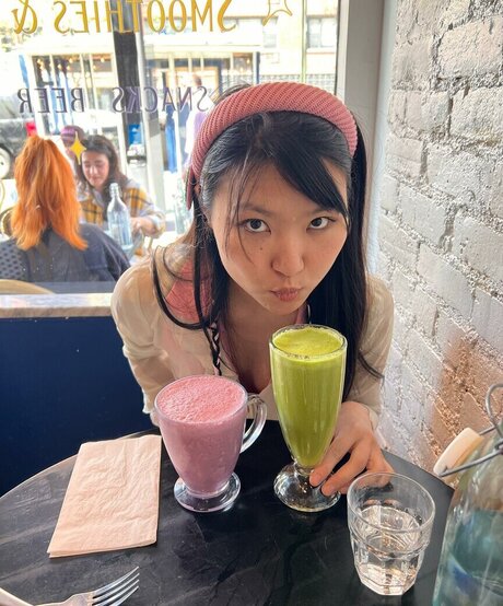 Mimee Xu actriz desnuda galerías