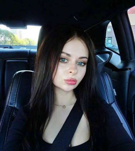 Zhukovachris modelo libre imagen