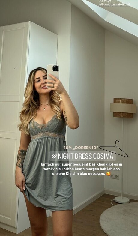 Doreen Petrova estrella porno erótica fotos