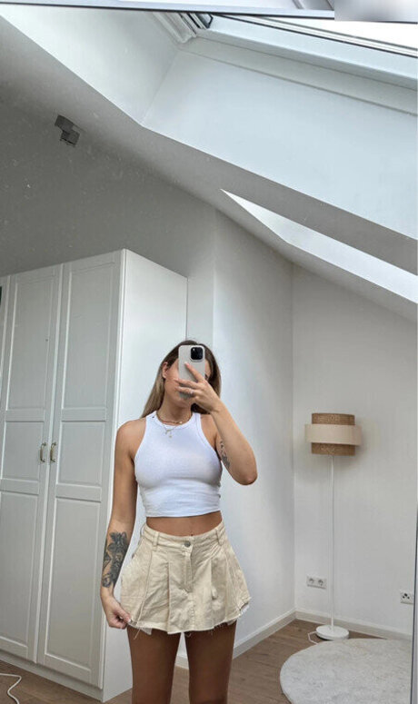 Doreen Petrova actriz porno fotos